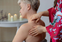 How TCM Practitioners Assess Patients Before Bone Setting
